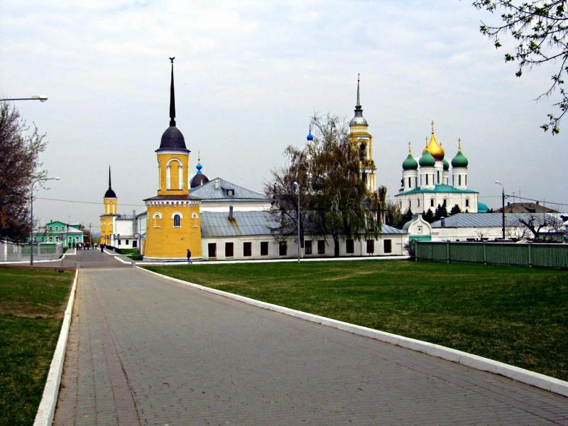 Коломна. Кремль. Ново-Голутвин монастырь