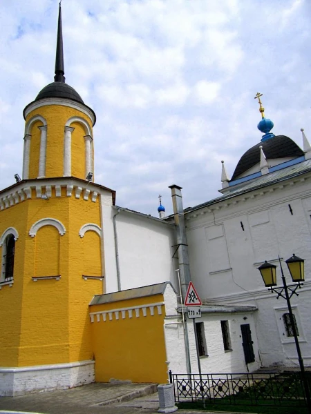 Коломна. Кремль. Ново-Голутвин монастырь