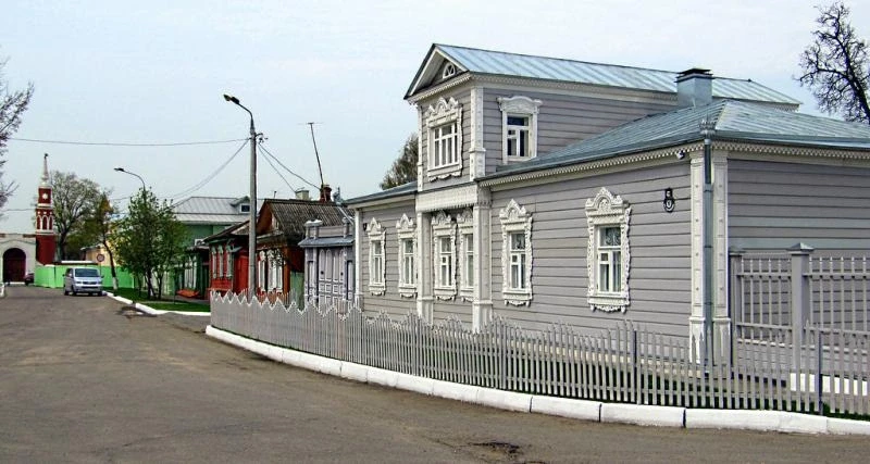 Коломна. Кремль. Дом купцов Львовых. Памятник деревянного зодчества