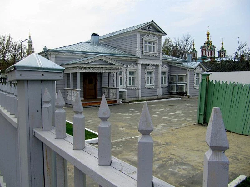 Коломна. Кремль. Дом купцов Львовых. Памятник деревянного зодчества