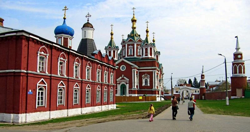 Коломна. Кремль. Брусенский монастырь. Келейные корпуса