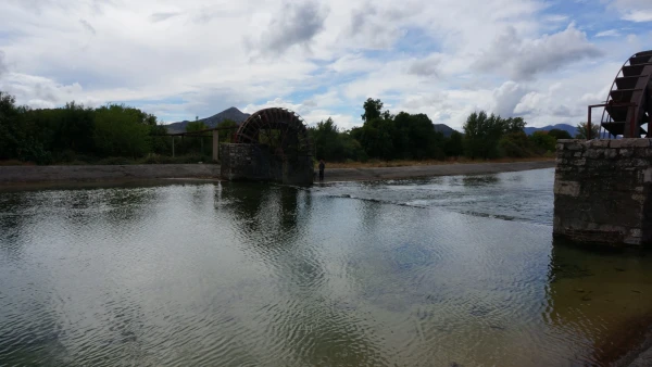 водяные колеса на реке Требешице