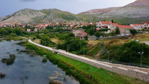 Берега Требишницы