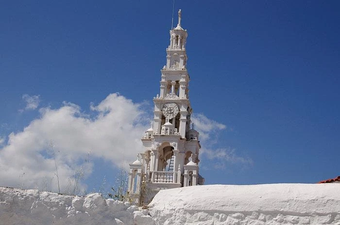 Архангелос