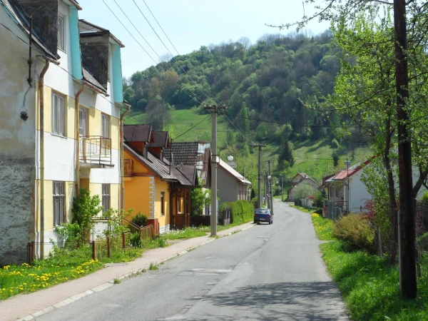 поселок за воротами наших отелей.