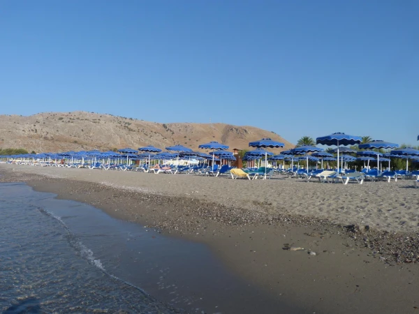 Вид на пляж со стороны моря