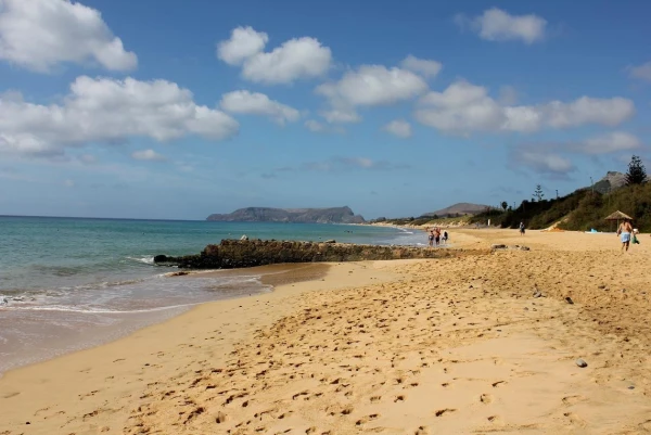 Пляж на о. Porto Santo