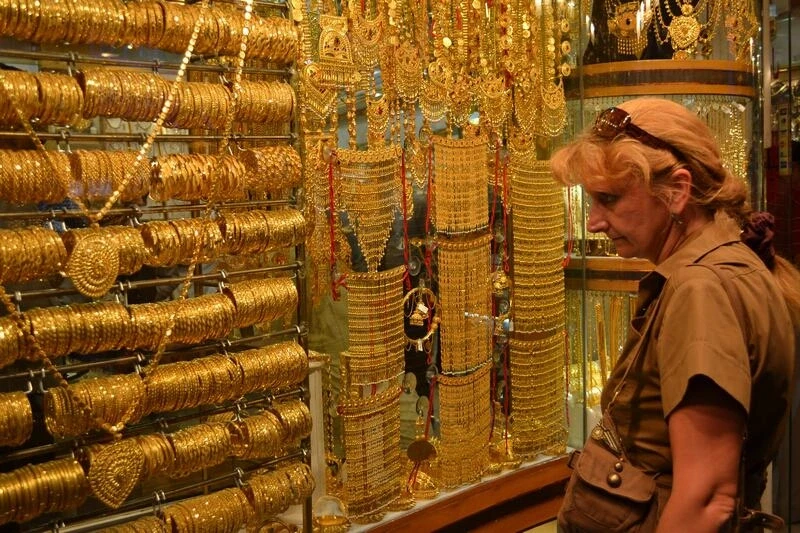 Такого количества золота вряд ли где увидишь