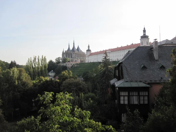 Вид на Собор Святой Варвары