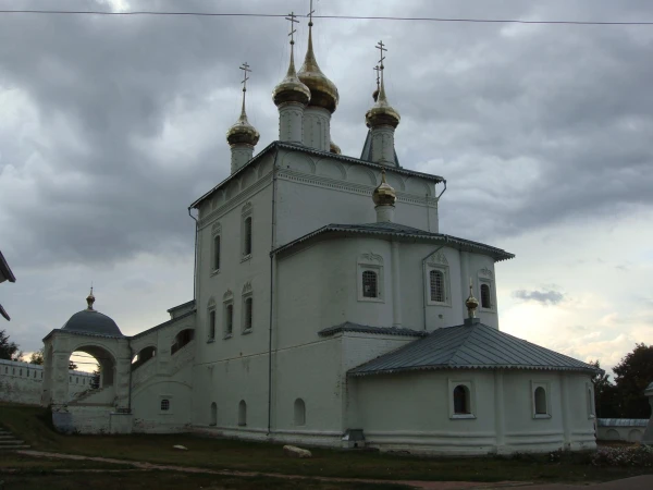 Никольский монастырь 