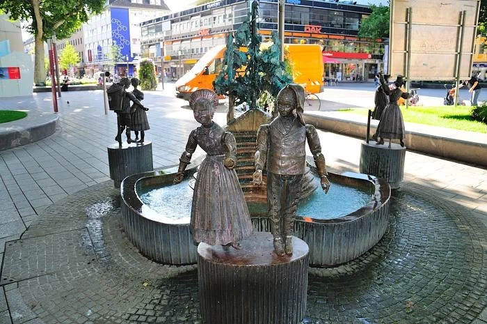 Фонтан "Weinbergbrunnen"