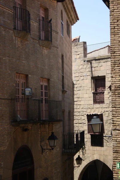 Собственно архитектура различных регионов Испании в Poble Espanyol