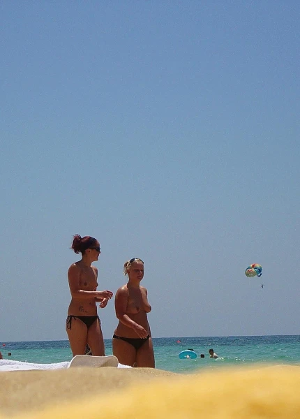 Nissi Beach. Пляжные нимфы ;)