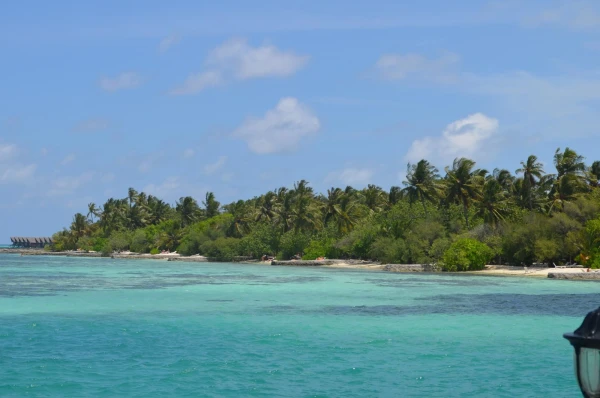 Adaaran Select Hudhuran Fushi 4*