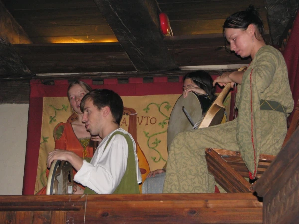 Ресторан "Olde Hansa". Музыканты