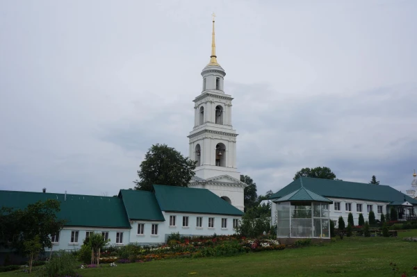 Знаменский монастырь