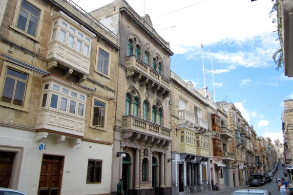 Главная улица Сенглеи