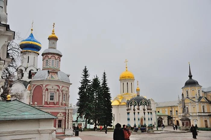Свято-Троицкая Сергиева Лавра