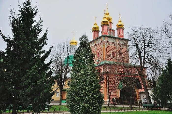 Свято-Троицкая Сергиева Лавра