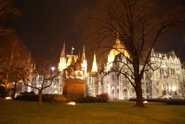 Парламент