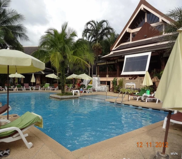 Пляжный бассейн Palm Beach resort