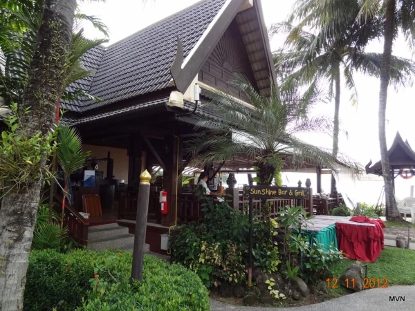 Хороший ресторан Palm Beach resort