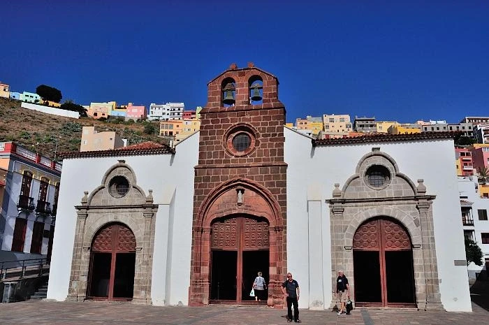 La Gomera. Церковь Iglesia de la Asuncion, в которой Колумб молился об успехе своей экспедиции