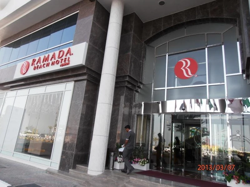отель Ramada 1