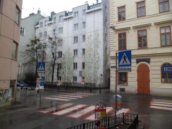 Погода в марте. За 10 дней дождик шел один раз. Но целые сутки.