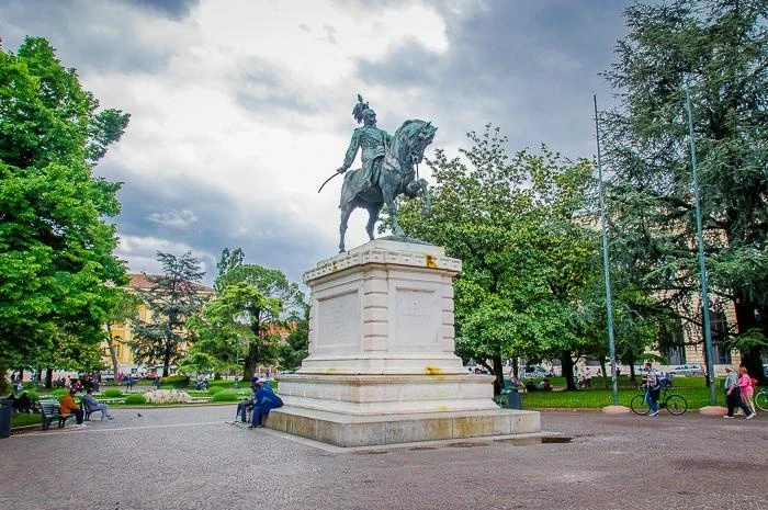 Верона