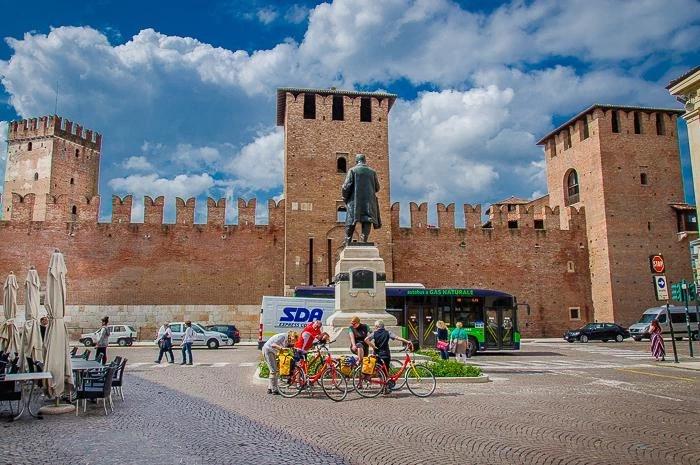 Крепость Кастельвеккьо (Castelvecchio)