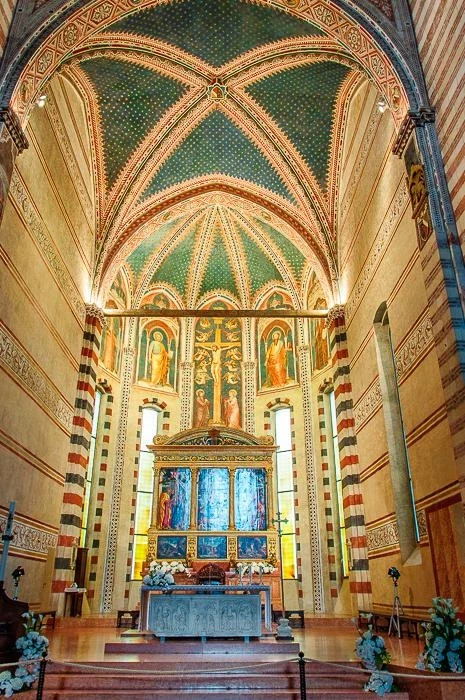 Базилика и аббатство святого Зенона (Сан-Дзено; Basilica e Abbazia di San Zeno)