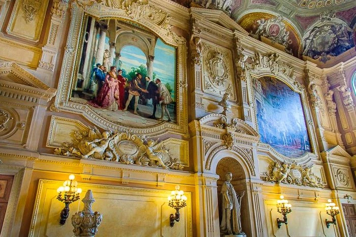 Королевский дворец (Palazzo Reale)