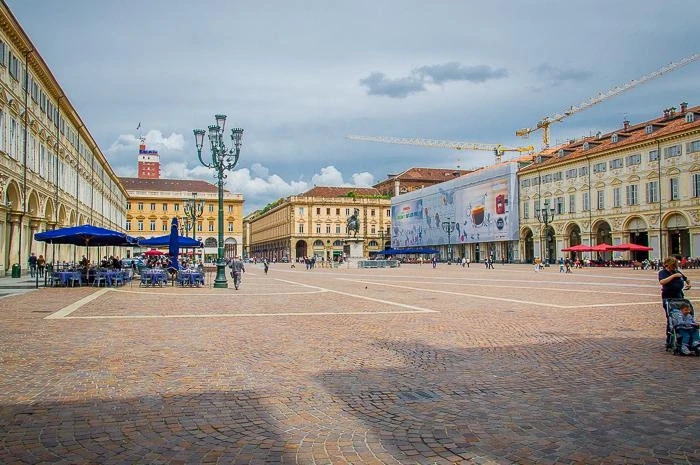 Площадь Сан Карло