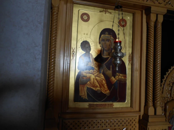 В церкви Герцеговинской Грачаницы