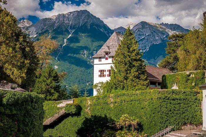 Замок Амбрас