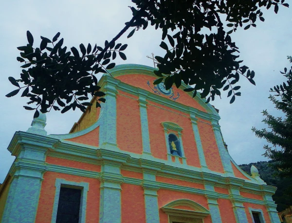 Церковь в Лумио