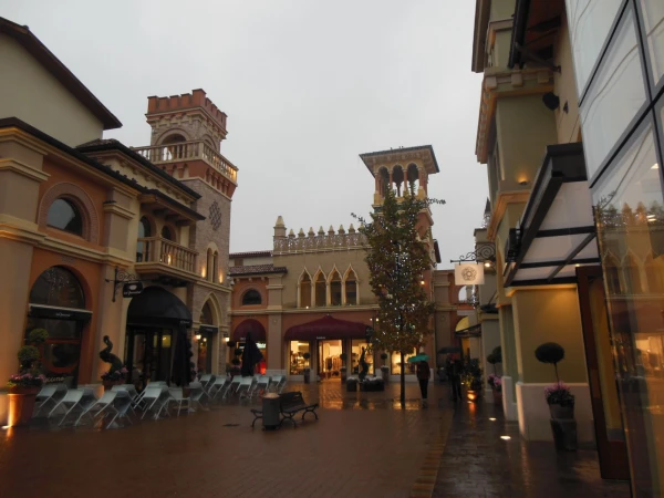Аутлет Fidenza Village