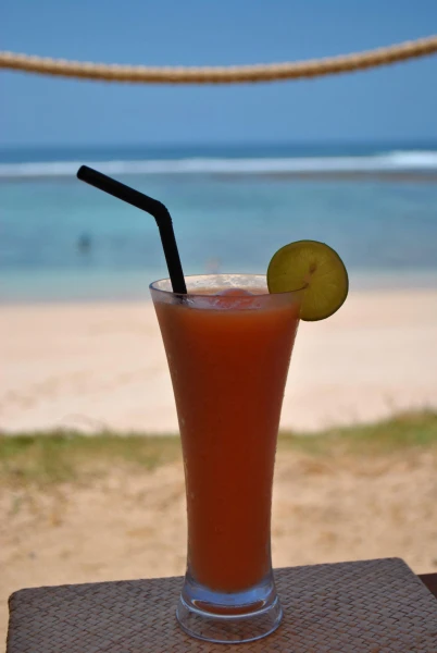Finn's Beach Club жизнь налаживается