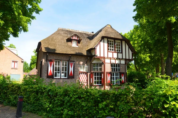 Замок Де Хаар (Kasteel De Haar)