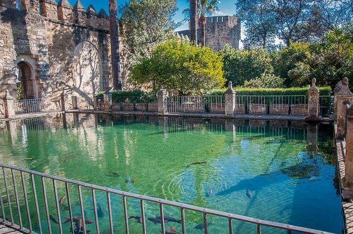Алькасар (Alcazar de los Reyes Cristianos)
