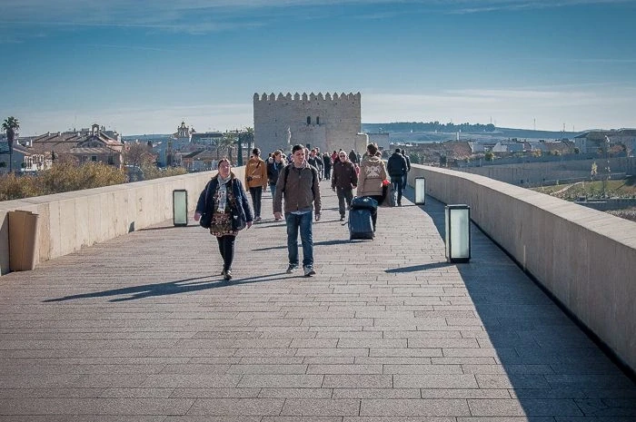 Башня Калаорра (Torre de la Calahorra)