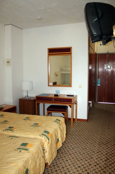 Номер 581 - ANNEXE BUILDING Side Sea View