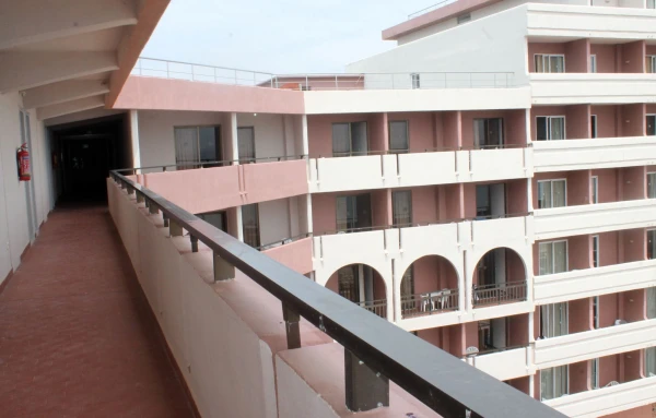 ANNEXE BUILDING Side Sea View