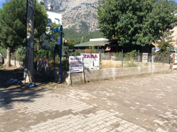 Общий вид отеля Zara