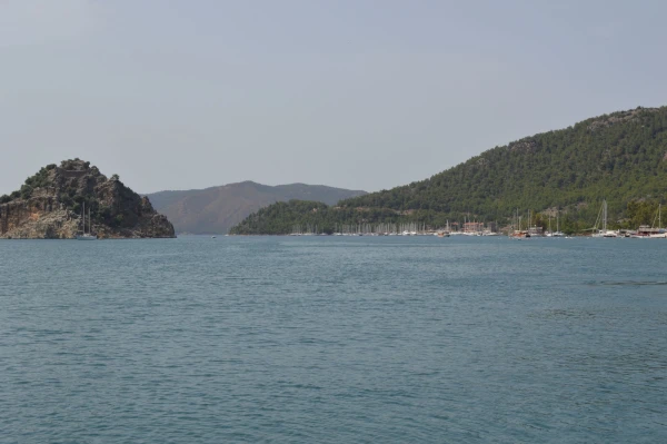 бухта Хисароню