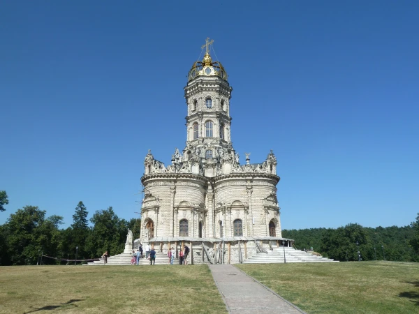 Знаменская церковь в Дубровицах