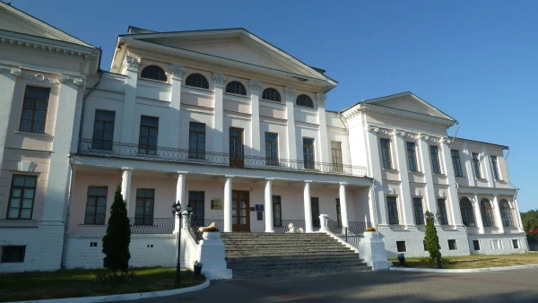 Главный дом усадьбы Голицыных