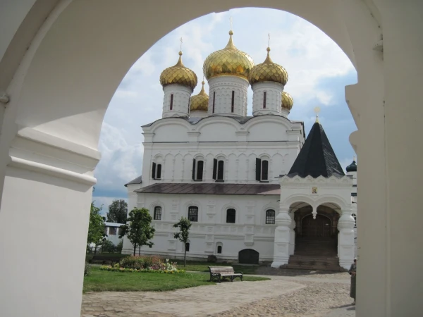 Троицкий собор
