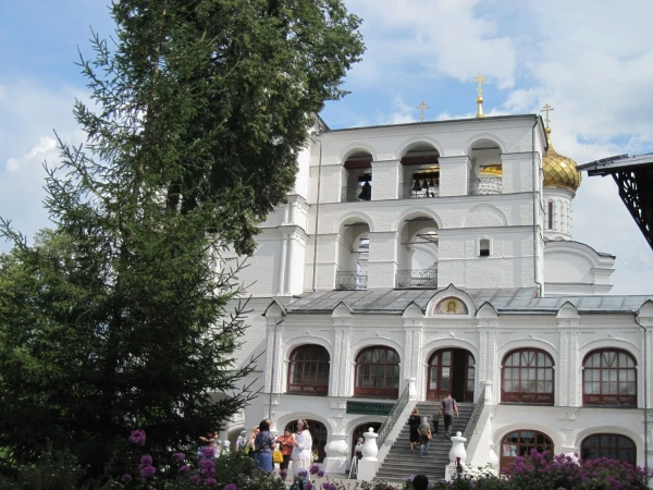Звонница монастыря
